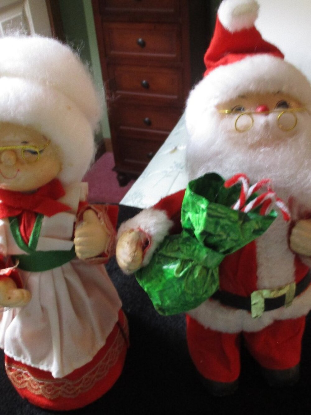 Vintage Paper Mache Mr & Mrs Santa Clause Christmas Decor Figurines